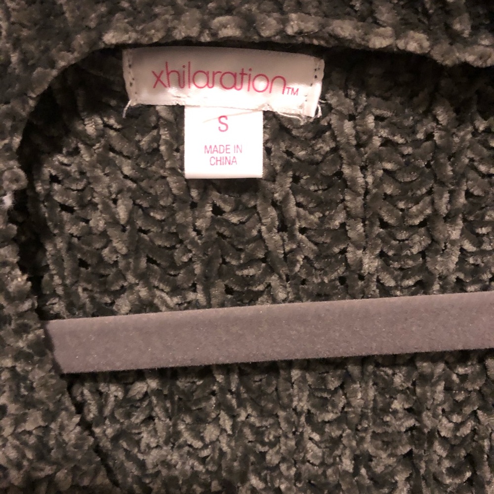 Brand new olive green sweater - Picture 3 of 3